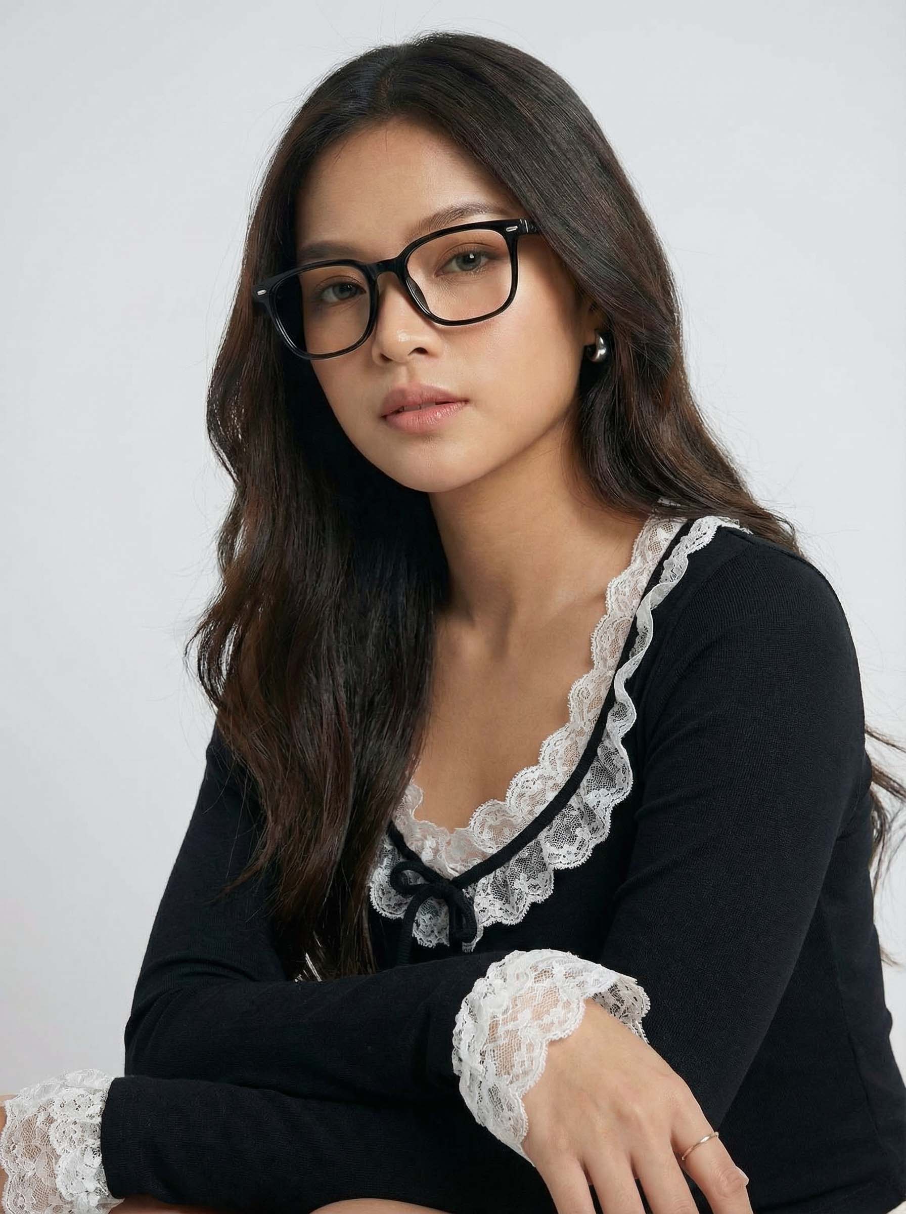 Low Cut Lace Trim Long Sleeve