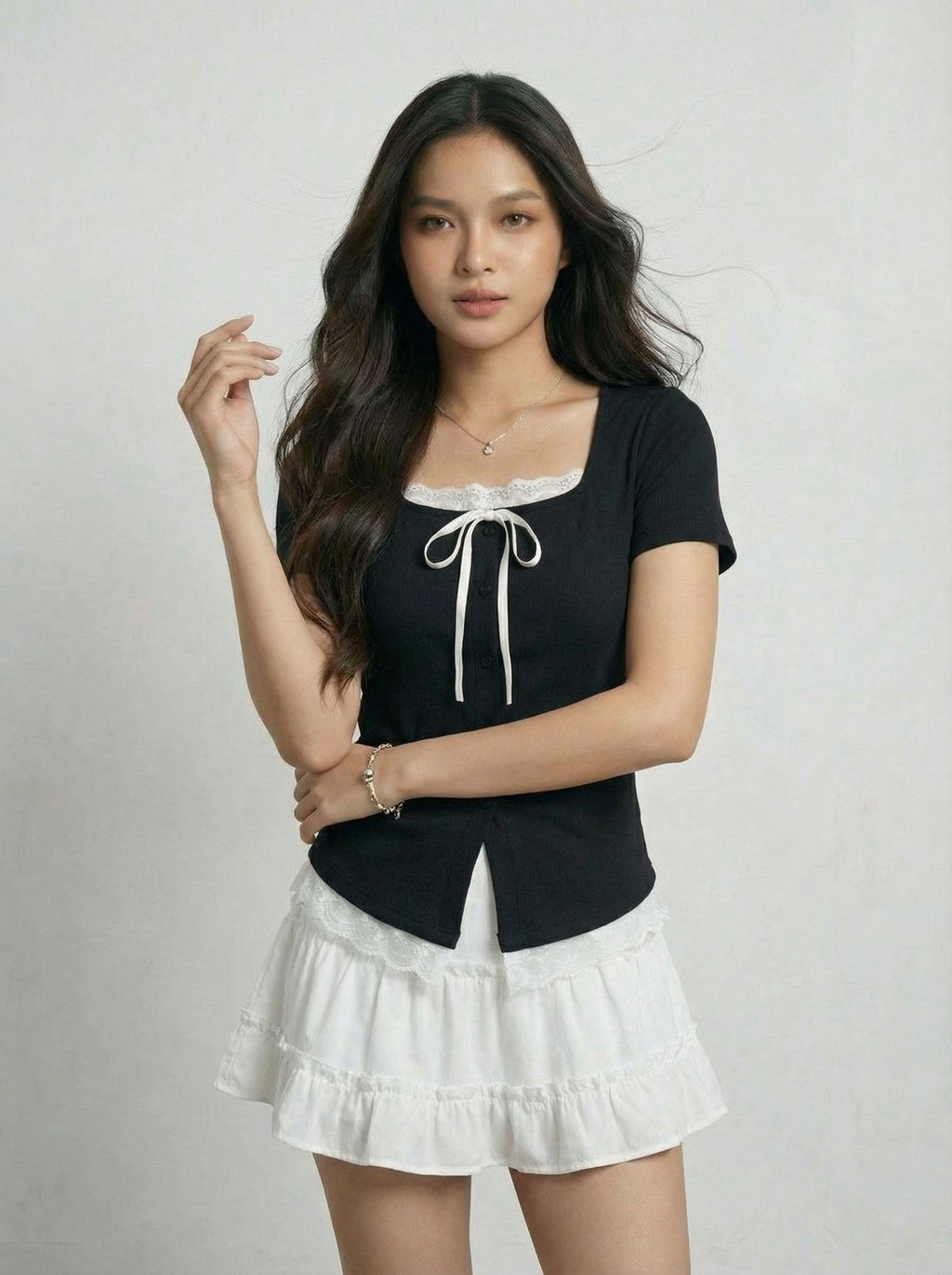 Trendy Two-Piece Look Lace Trim Patchwork Short Sleeve T-Shirt