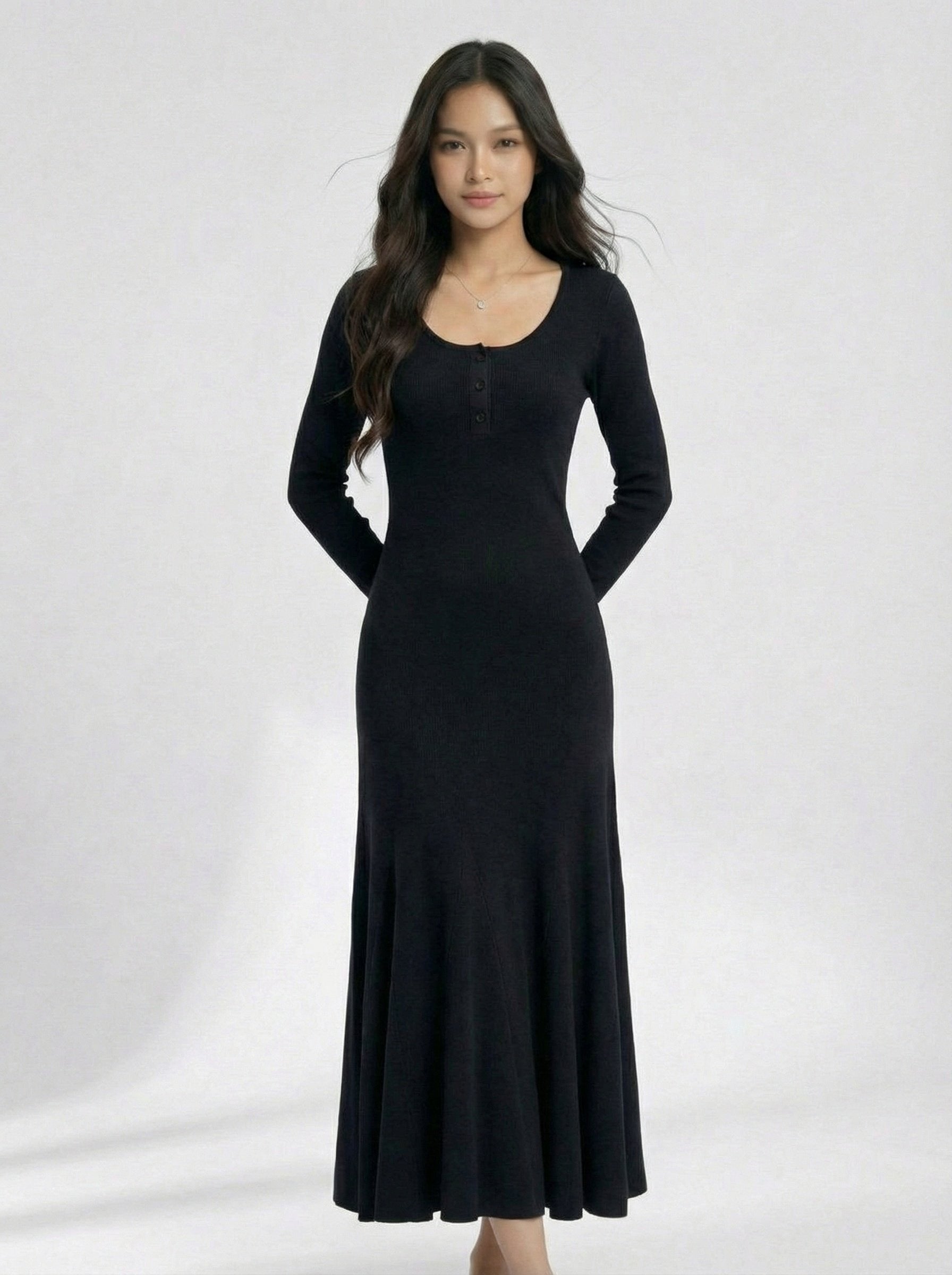 Fitted Mermaid Hem Long Sleeve Dress