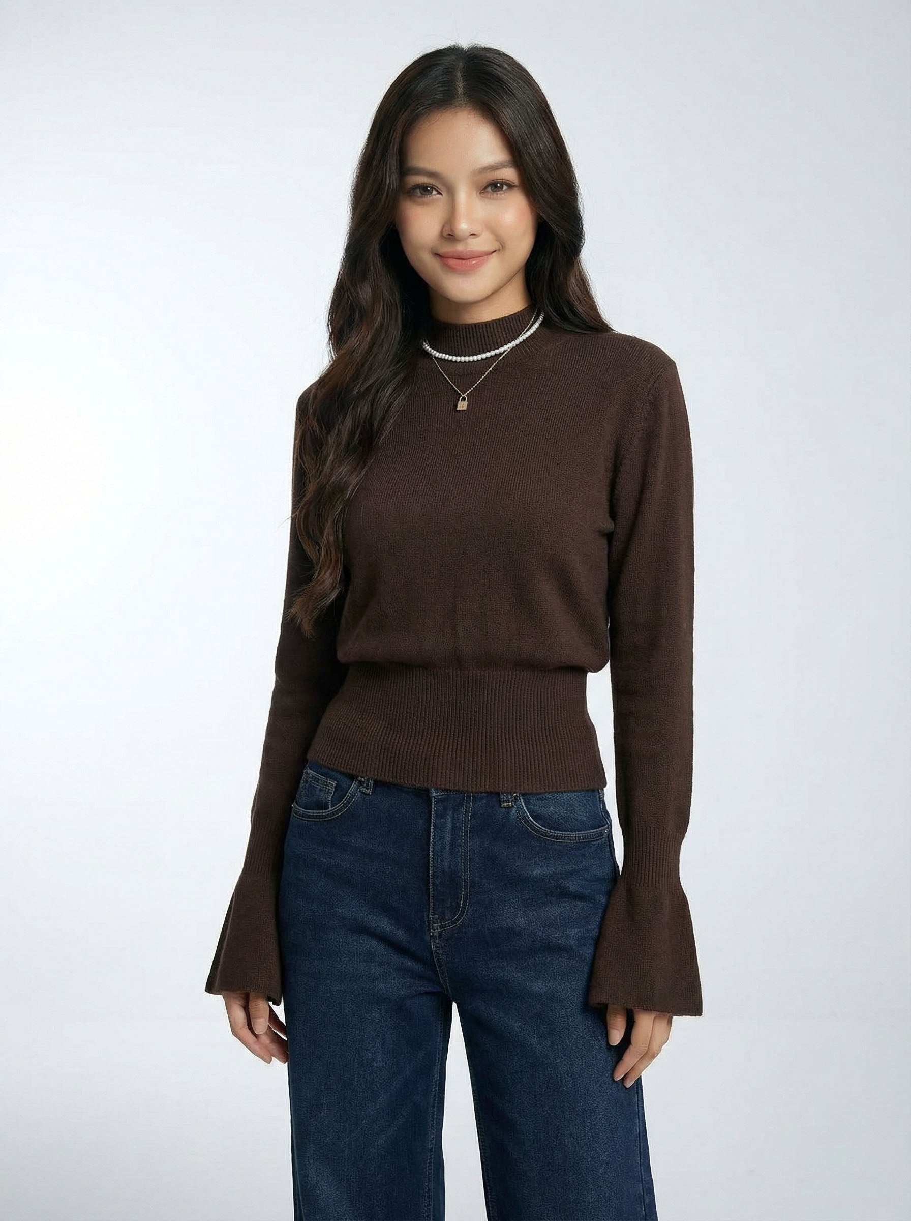 Chic Flared Sleeve Knit