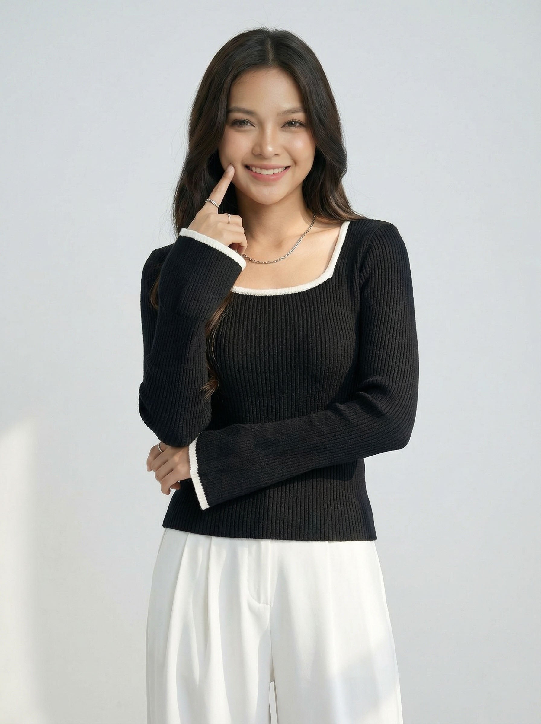 Ruffle Trim Cropped Knit Base